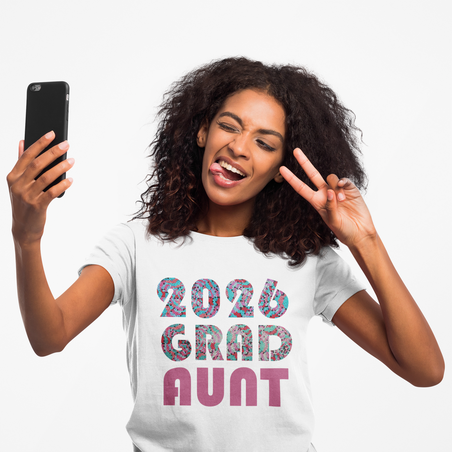 2026 Grad Aunt T-Shirt — Bold Retro Graduation Tee for Proud Aunts