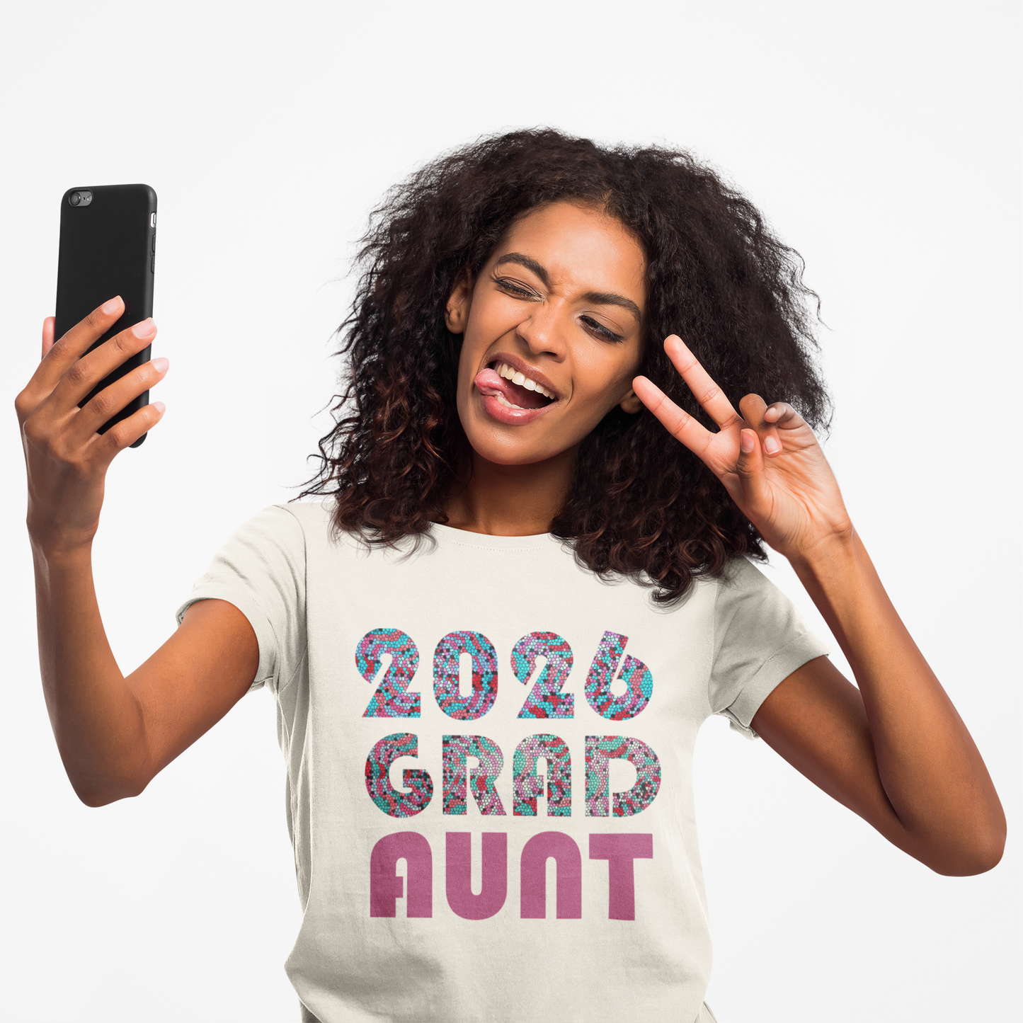 2026 Grad Aunt T-Shirt — Bold Retro Graduation Tee for Proud Aunts