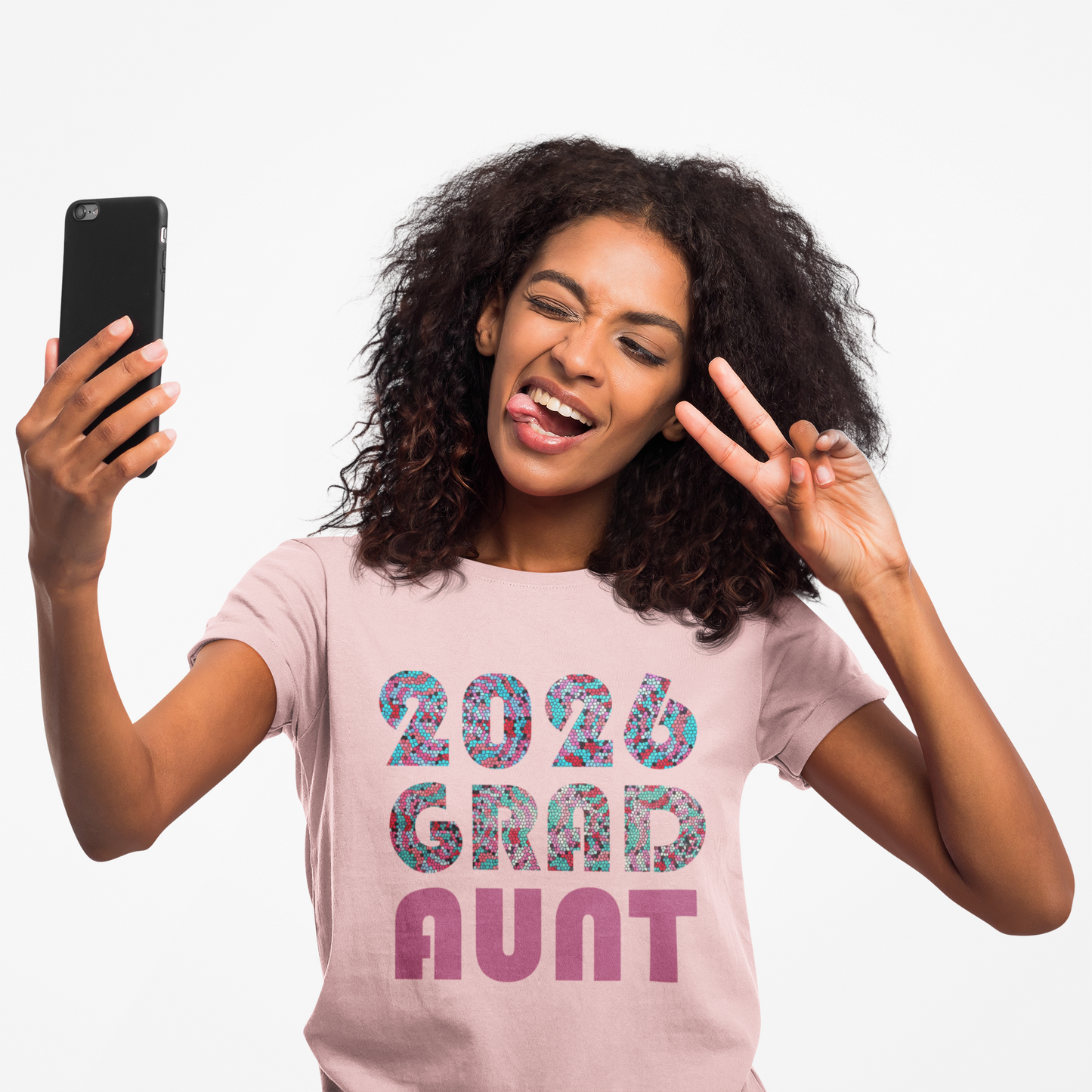 2026 Grad Aunt T-Shirt — Bold Retro Graduation Tee for Proud Aunts