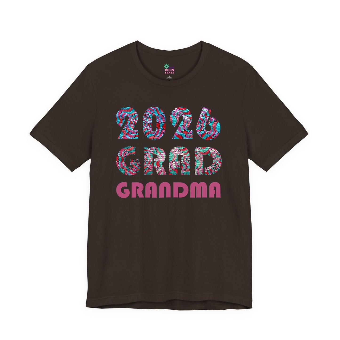2026 Grad Grandma T-Shirt — Bold Retro Graduation Tee for Proud Grandmas